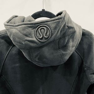 Black Lululemon Scuba Hoodie!